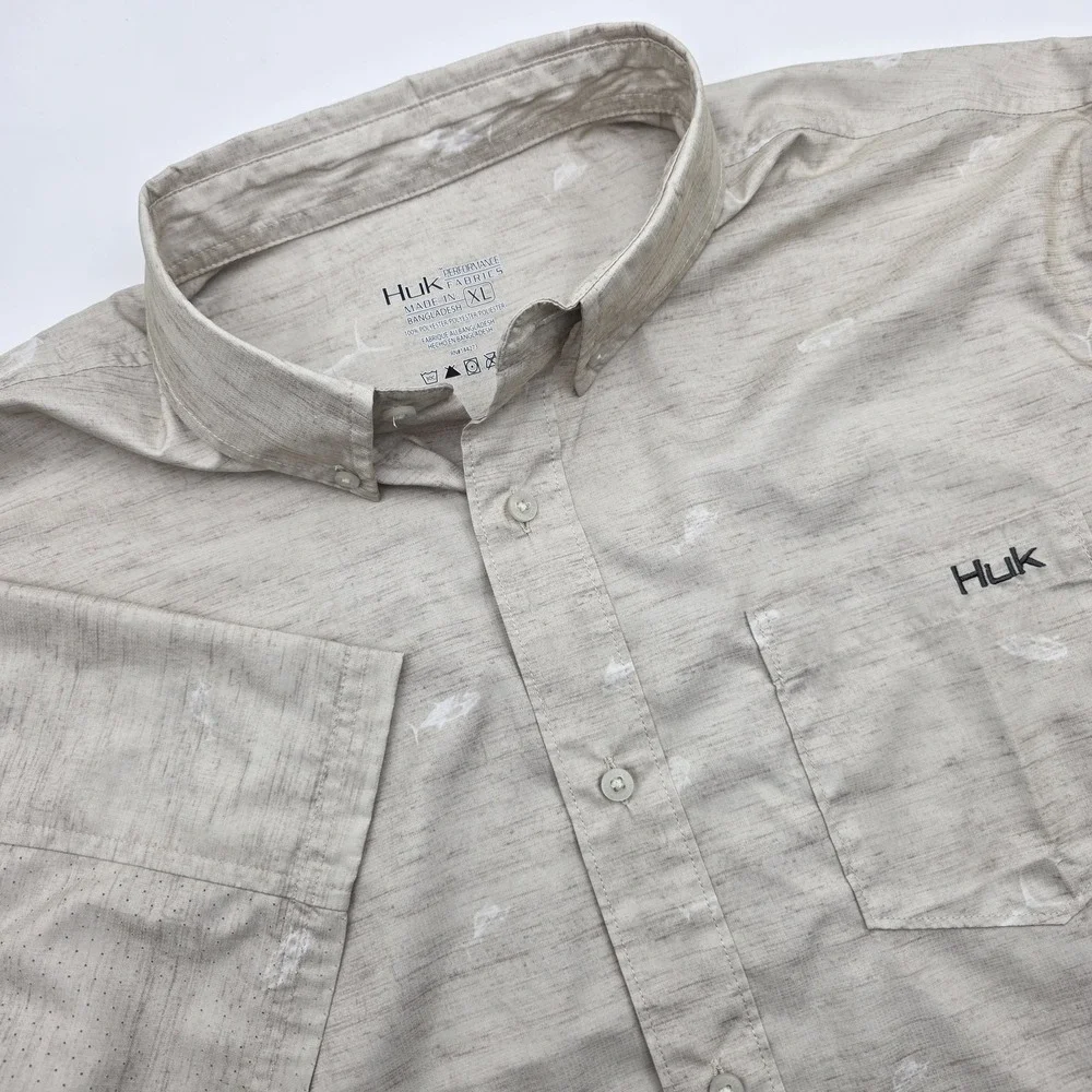 Huk Performance Men's XL Woven Teaser Short Sleeve Fish AOP Shirt-Bone/Brown - Picture 1 of 9